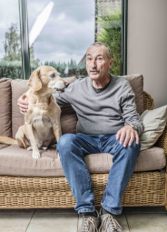  Naam André Dotreppe met hond